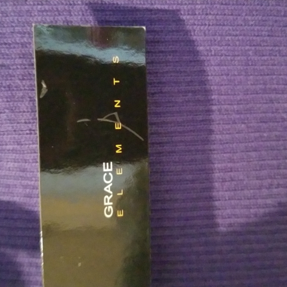 Grace Elements Ladies Sleeveless Sweater with Crochet Trim - Picture 6 of 6